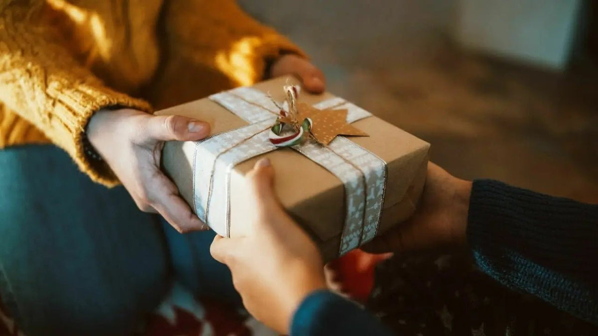 Best Gift Ideas for Dad in 2025 [Ultimate Guide] - Arzopa