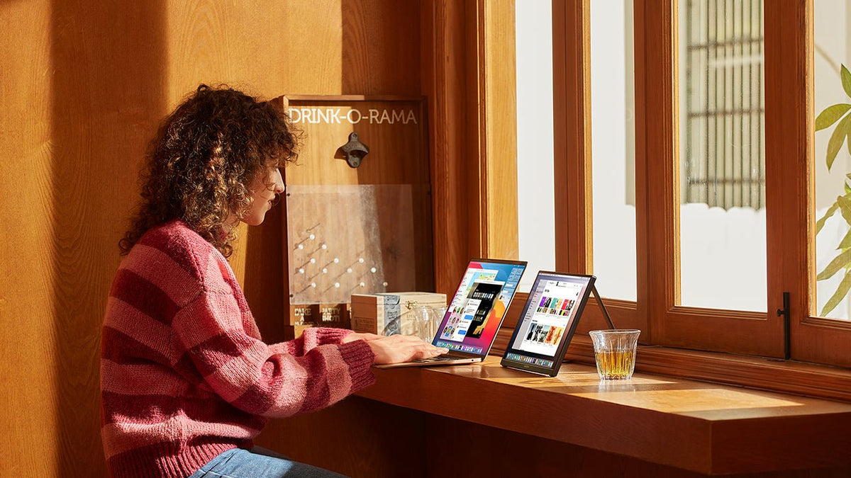 How Does a Portable Monitor Work? Your Comprehensive Guide - Arzopa