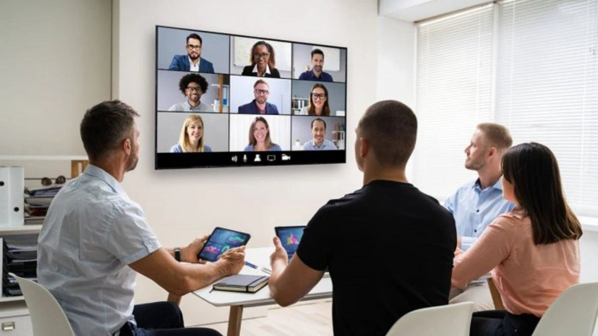 The Ultimate Guide to Video Conferencing Equipment：Choosing the Best Hardware for Your Business - Arzopa