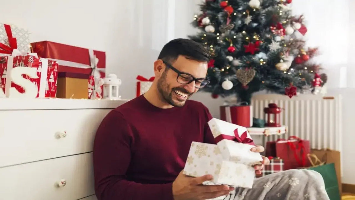 Ultimate Guide: Christmas Gift Ideas for Your Boyfriend - Arzopa