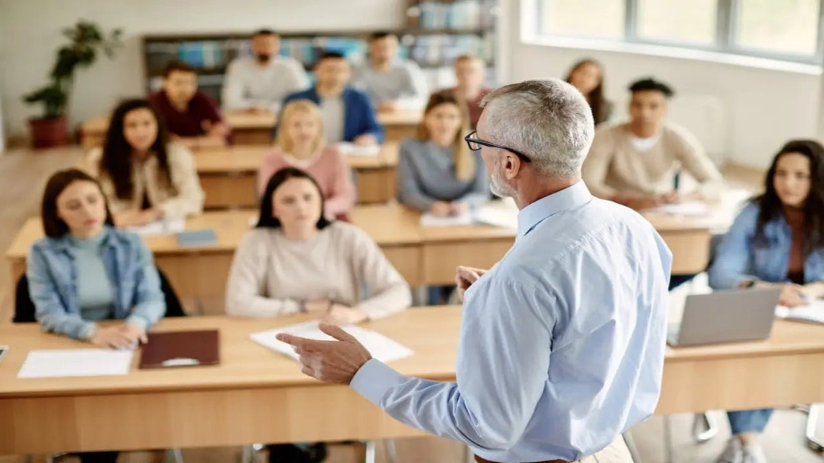 Understanding Adjunct Faculty Jobs [Fast Guide] - Arzopa