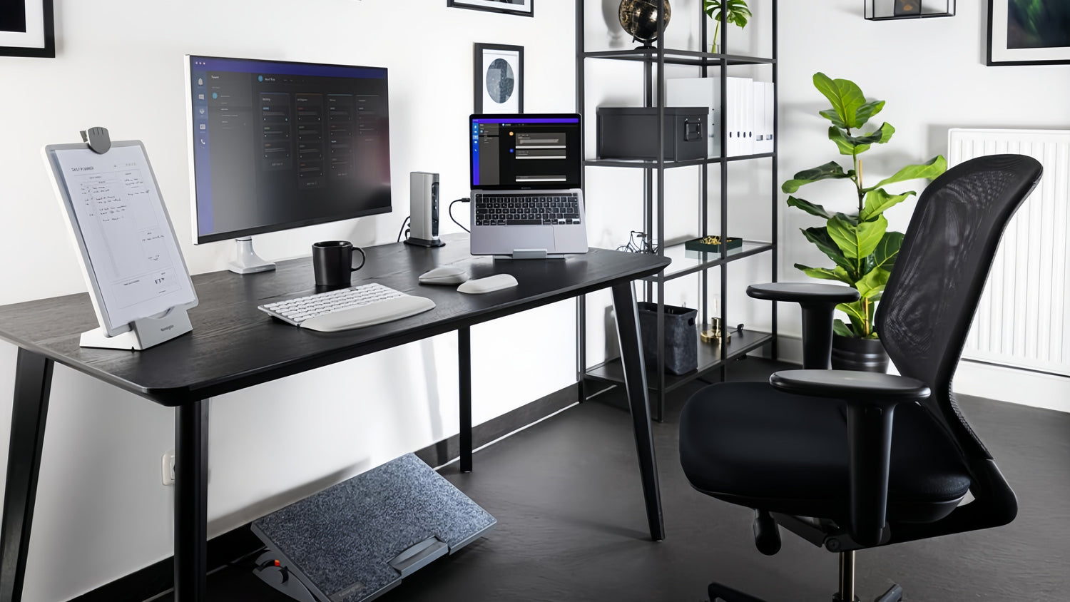 What is Monitor Ergonomics? 2024 Comprehensive Guide