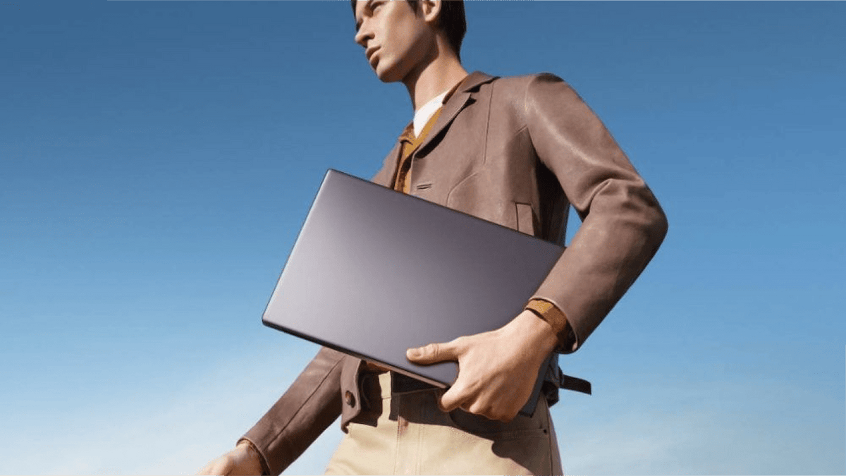 Work Anywhere: Why Portable Monitors Are Becoming the New Essential for Modern Professionals - Arzopa